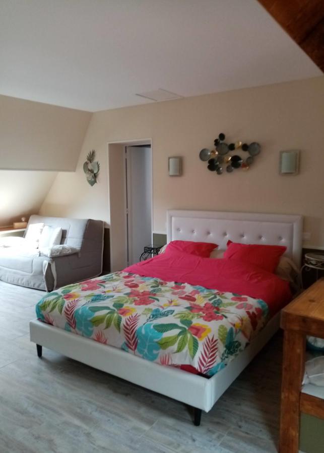Chambres D'Hotes Les Clematites En Cotentin Saint-Floxel Екстериор снимка