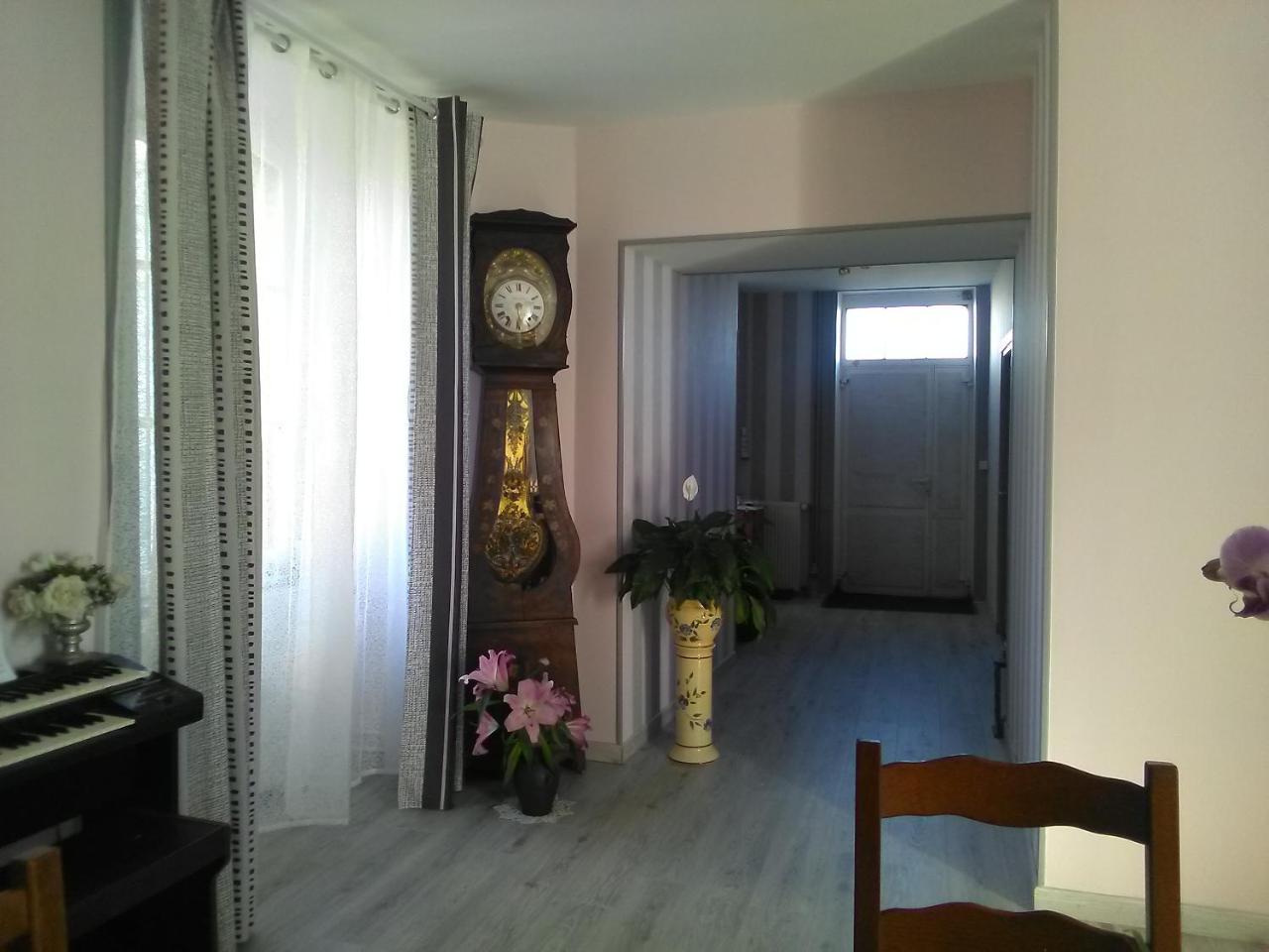 Chambres D'Hotes Les Clematites En Cotentin Saint-Floxel Екстериор снимка