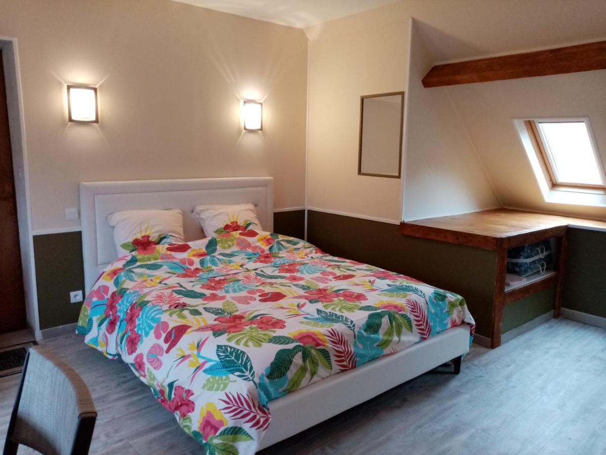 Chambres D'Hotes Les Clematites En Cotentin Saint-Floxel Екстериор снимка